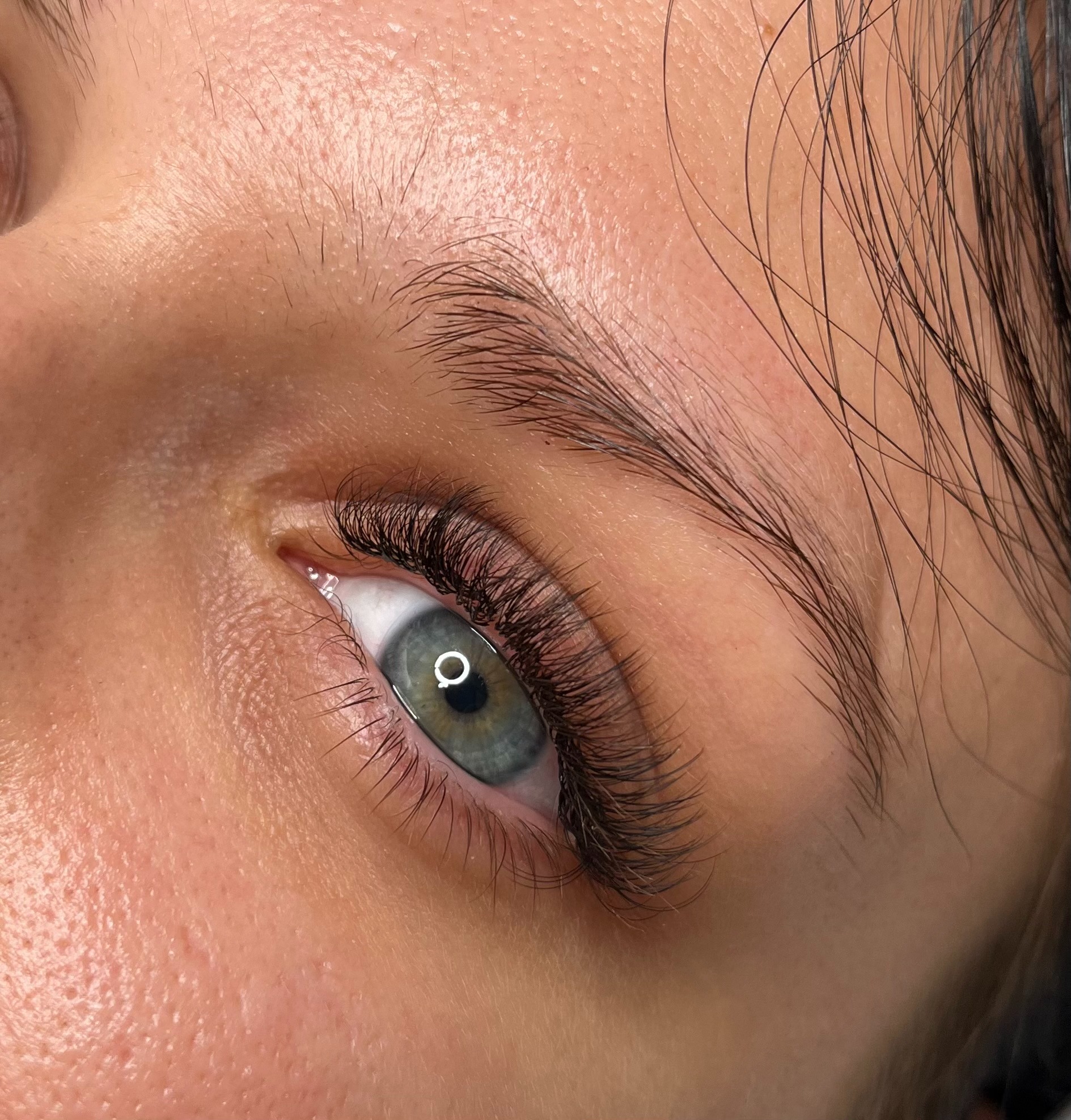 Dúsabb műszempilla – Gogszi Lashes